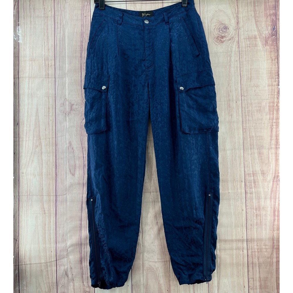 NWOT Johnny Was Biya Blue Leopard Print Cargo Pants Jogger Zipper‎ Detail Sz 4